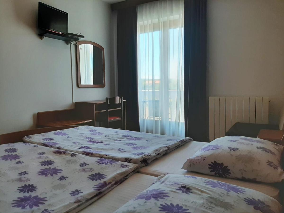 Guest House Katarina مالينسكا المظهر الخارجي الصورة