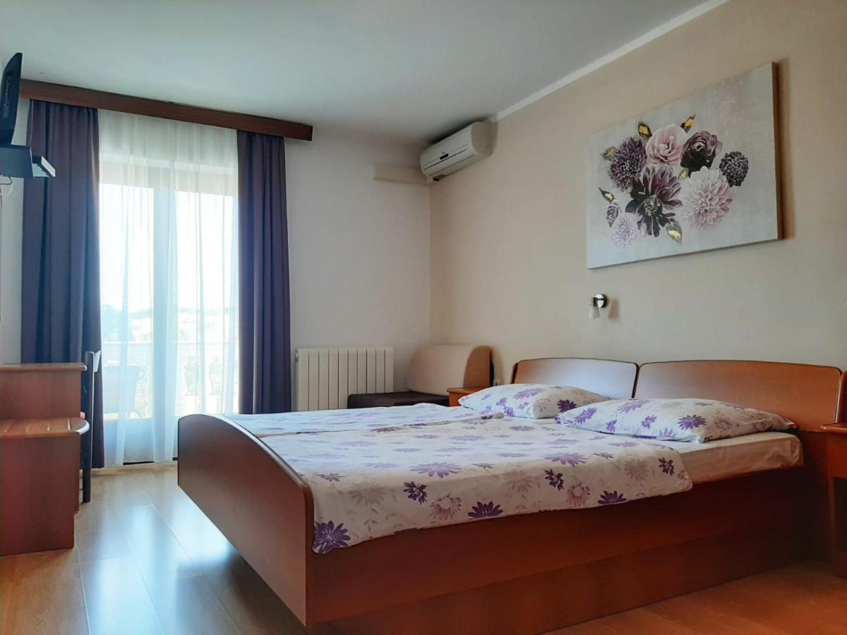 Guest House Katarina مالينسكا المظهر الخارجي الصورة