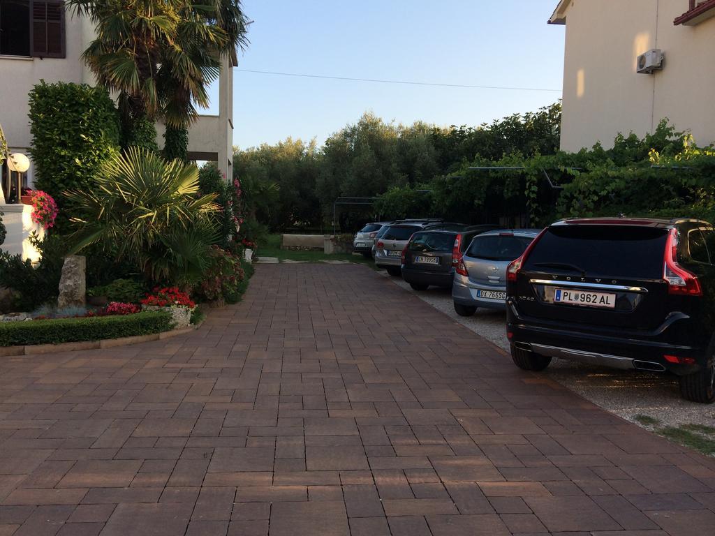 Guest House Katarina مالينسكا المظهر الخارجي الصورة