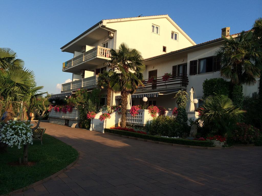 Guest House Katarina مالينسكا المظهر الخارجي الصورة