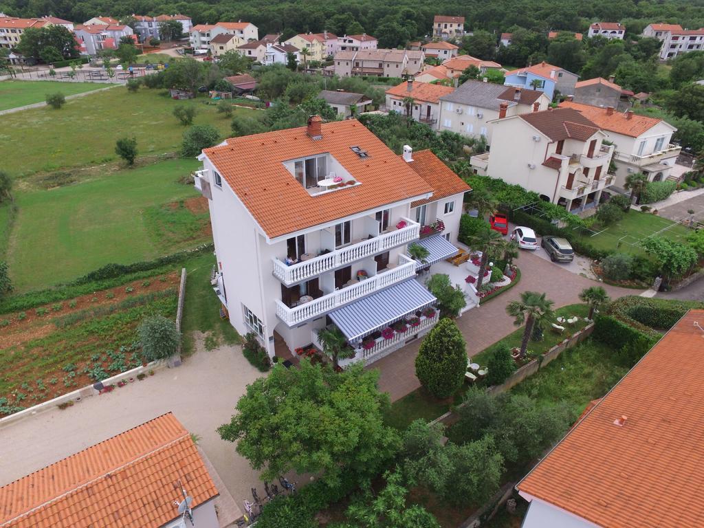 Guest House Katarina مالينسكا المظهر الخارجي الصورة
